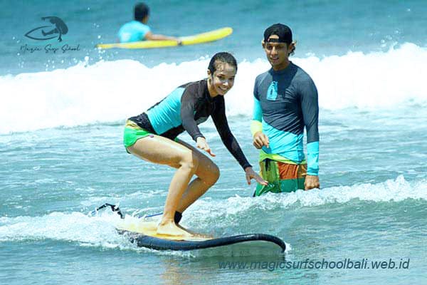 surf lesson bali